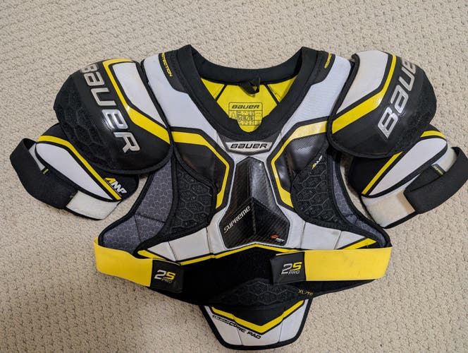 Men's XL Senior Bauer Supreme 2S Pro Shoulder Pads Pro Stock (New)