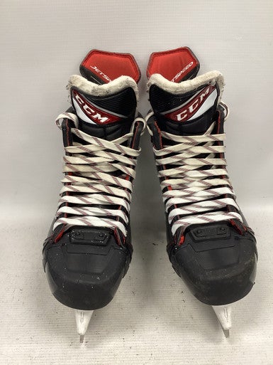 Used CCM JETSPEED FT4 Intermediate Hockey Skate Intermediate 5.5 11851-S000037173