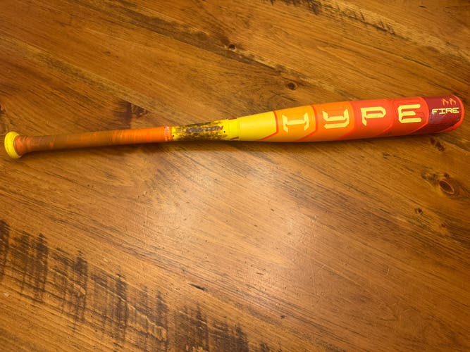 2025 Easton Hype Fire USA 30” 22oz Drop 8 -8 ProRollers Rolled Bat