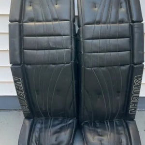35+1 Vaughn Velocity V7 Pro Carbon Goalie Leg Pads all Black