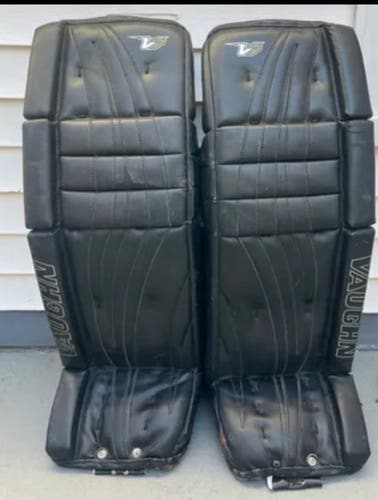 35+1 Vaughn Velocity V7 Pro Carbon Goalie Leg Pads all Black