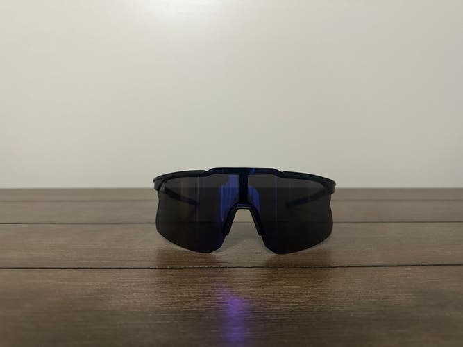 Unisex One Size Fits All Sunglasses (New)