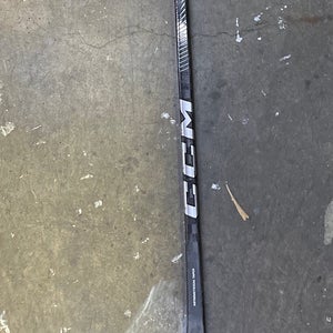 Cracked Senior CCM Ribcor Trigger 8 Right Handed Hockey Stick P28 (Used)