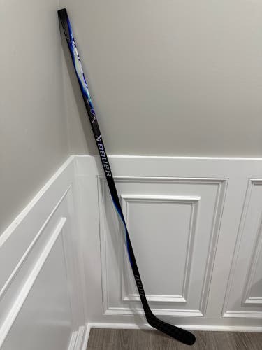Senior Bauer Vapor FlyLite Left Handed Hockey Stick P92 (New) 70 flex blue