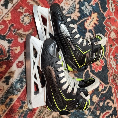 Bauer GSX Hockey Goalie Skates Extra Wide Width Size 4.5 (Used)