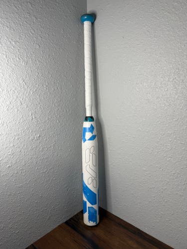 DeMarini CF 28/17 (-11) Fastpitch Softball Bat