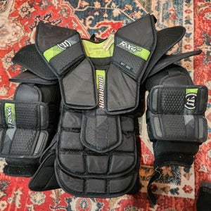 Medium Warrior RITUAL X4 E+ Goalie Chest Protector (Used)