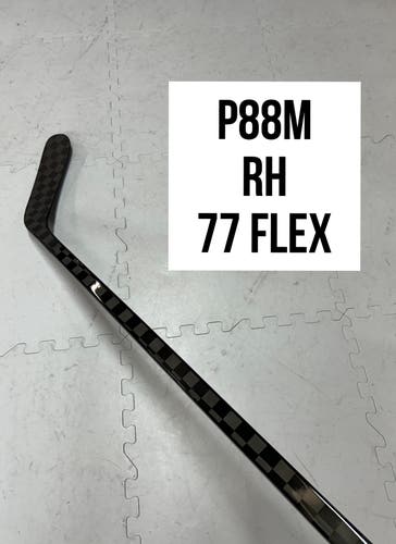 Senior(1x)Right P88M 77 Flex ProBlackStock™ Unbranded Blackouts Pro Stock Nexus Hockey Sticks