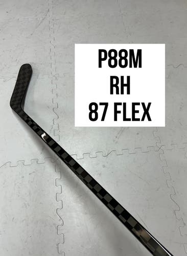 Senior(1x)Right P88M 87 Flex ProBlackStock™ Unbranded Blackouts Pro Stock Nexus Hockey Sticks