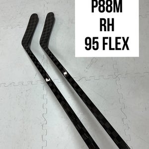 Senior(2x)Right P88M 95 Flex ProBlackStock™ Unbranded Blackouts Pro Stock Nexus Hockey Sticks