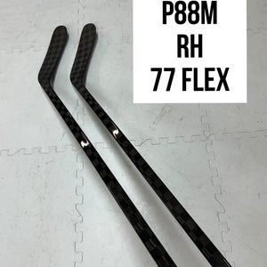Senior(2x)Right P88M 77 Flex ProBlackStock™ Unbranded Blackouts Pro Stock Hockey Sticks
