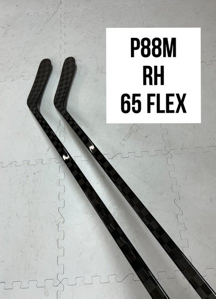 Senior(2x)Right P88M 65 Flex ProBlackStock™ Unbranded Blackouts Pro Stock Hockey Sticks