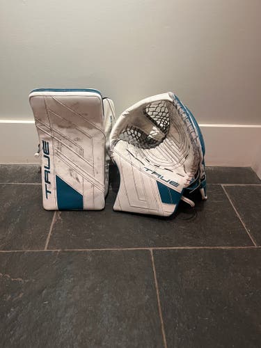 Mackenzie Blackwood Pro return True goalie glove and blocker