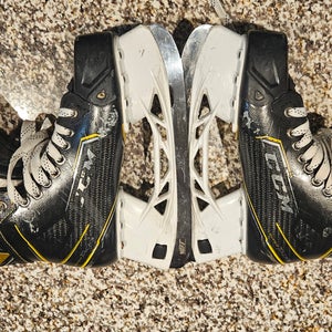 CCM Super Tacks AS3 Pro Hockey Skates Regular Width Size 5.5 (Used)