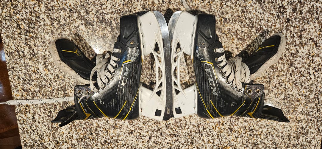CCM Super Tacks AS3 Pro Hockey Skates Regular Width Size 5.5 (Used)
