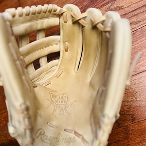 2025 Infield RH Rawlings Heart of the Hide Baseball Glove 12.25"