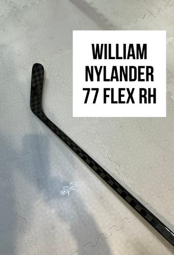 Senior(1x)Right Willy Nylander 77 Flex ProBlackStock™ Toe Pattern Unbranded Pro Stock Hockey Stick