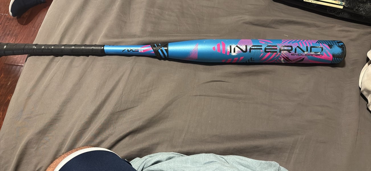 AXE Inferno Composite Bat 27 oz (New)