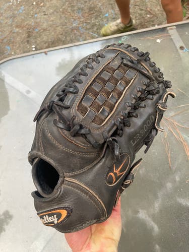 Kelley Outfield Glove 13" (Used)