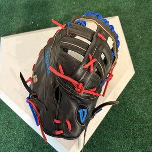 Wilson A2000 RH First Base Baseball Glove 12" (Used)