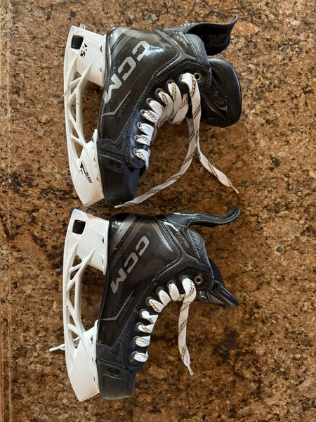 2024 CCM Tacks XF Pro Hockey Skates Size 3 Regular (Used)