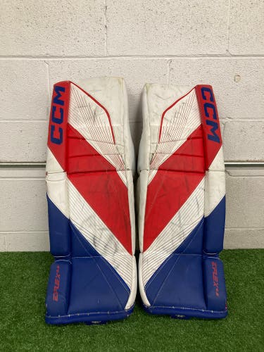 Red 28" Junior CCM Eflex 6.5 Goalie Leg Pads (Used)