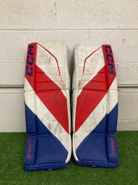 Red 28" Junior CCM Eflex 6.5 Goalie Leg Pads (Used)