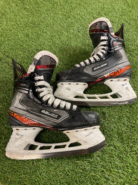 Intermediate Bauer LTX Pro+ Hockey Skates Regular Width 6 (Used)