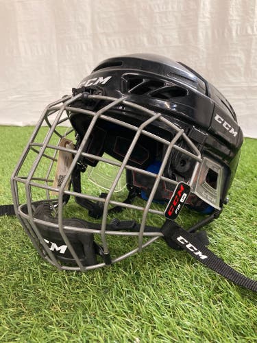Black Youth CCM FL3DS Helmet (Used)