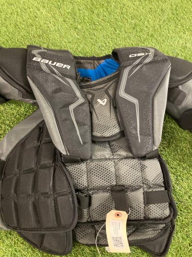 Junior Large/Extra Large Bauer GSX Goalie Chest Protector (Used)