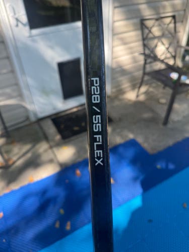 Intermediate Bauer Nexus E5 Right Handed Hockey Stick P28 (Used)