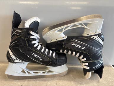 Used CCM TACKS 9040 Junior Hockey Skate Junior 03 11858-S000078970