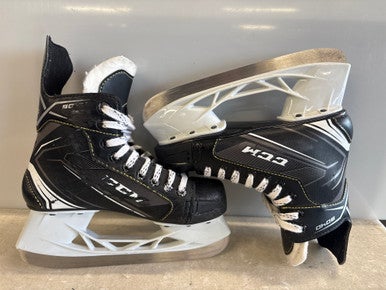 Used CCM TACKS 9040 Junior Hockey Skate Junior 03 11858-S000078970