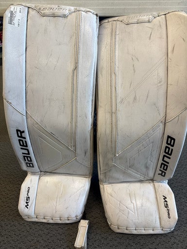 Used Bauer SUPREME M5 PRO Goalie Leg Pads Inter None 31" 11858-S000078790