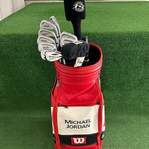 Michael Jordans Personal 1996 Wilson Complete Golf Club Set w Bag