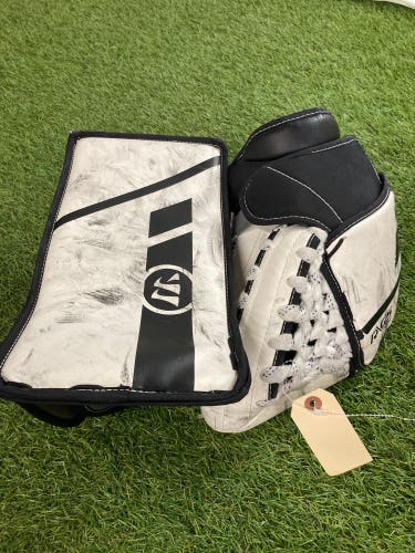 White Youth Warrior Ritual G5 Goalie Gloves & Blockers Regular (Used)