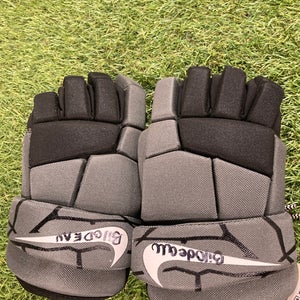 Gray Nike Vapor Lacrosse Gloves Medium (Used)
