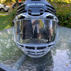 Small Bauer Re-Akt 75 Helmet (Used)