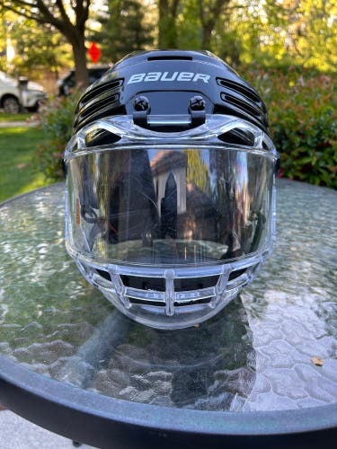 Small Bauer Re-Akt 75 Helmet (Used)