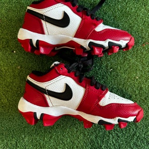 Red Kid's 12K (Little Kids) Youth Nike Air Jordan Low Top Molded Cleats (Used)