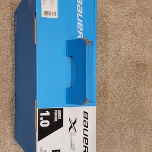 Bauer XLS Hockey Skates Regular Width Size 1 (Used)