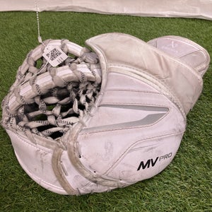 White Senior Bauer MV Pro Goalie Gloves & Blockers Regular (Used)