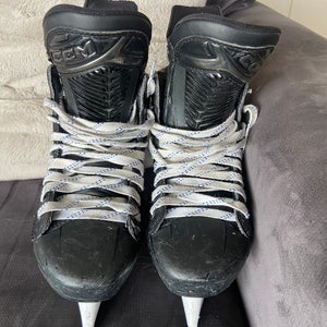 2024 CCM Tacks XF Pro Hockey Skates Wide Width Size 5.5 (Used)