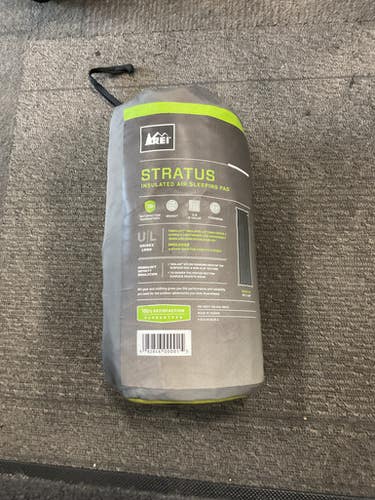Used REI STRATUS AIR SLEEPING PAD Camping Accessory 11614-S000220703