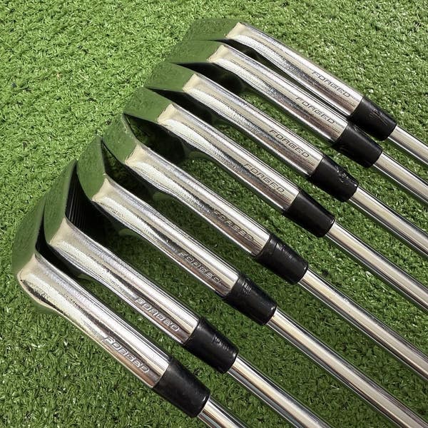 Nike VR II Pro Forged Blade Iron Set 3-PW Dynamic Gold S300 Stiff