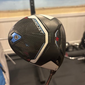 Men's Cobra AeroJet Right Handed Driver Stiff Flex 9 Loft (Used)