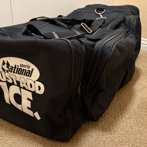 Vintage National Sports Canada hockey bag with Skate Pockets 38x15x15 Black MUST SEE