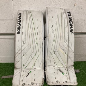 White 28" Junior Vaughn Ventus SLR2 Goalie Leg Pads (Used)