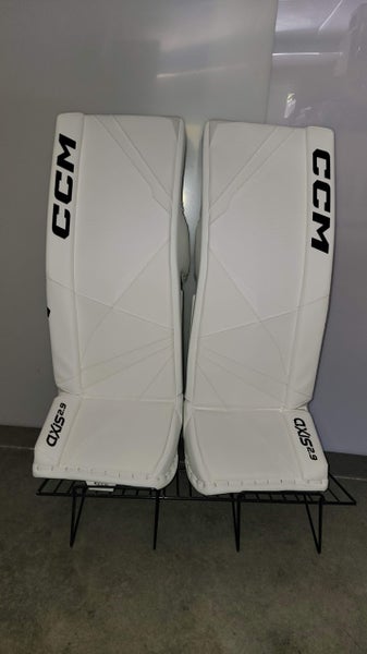 31+1" CCM Axis 2.9 Goalie Leg Pads (New)
