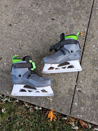 Bauer Konekt Hockey Skates Size 6 (Used)